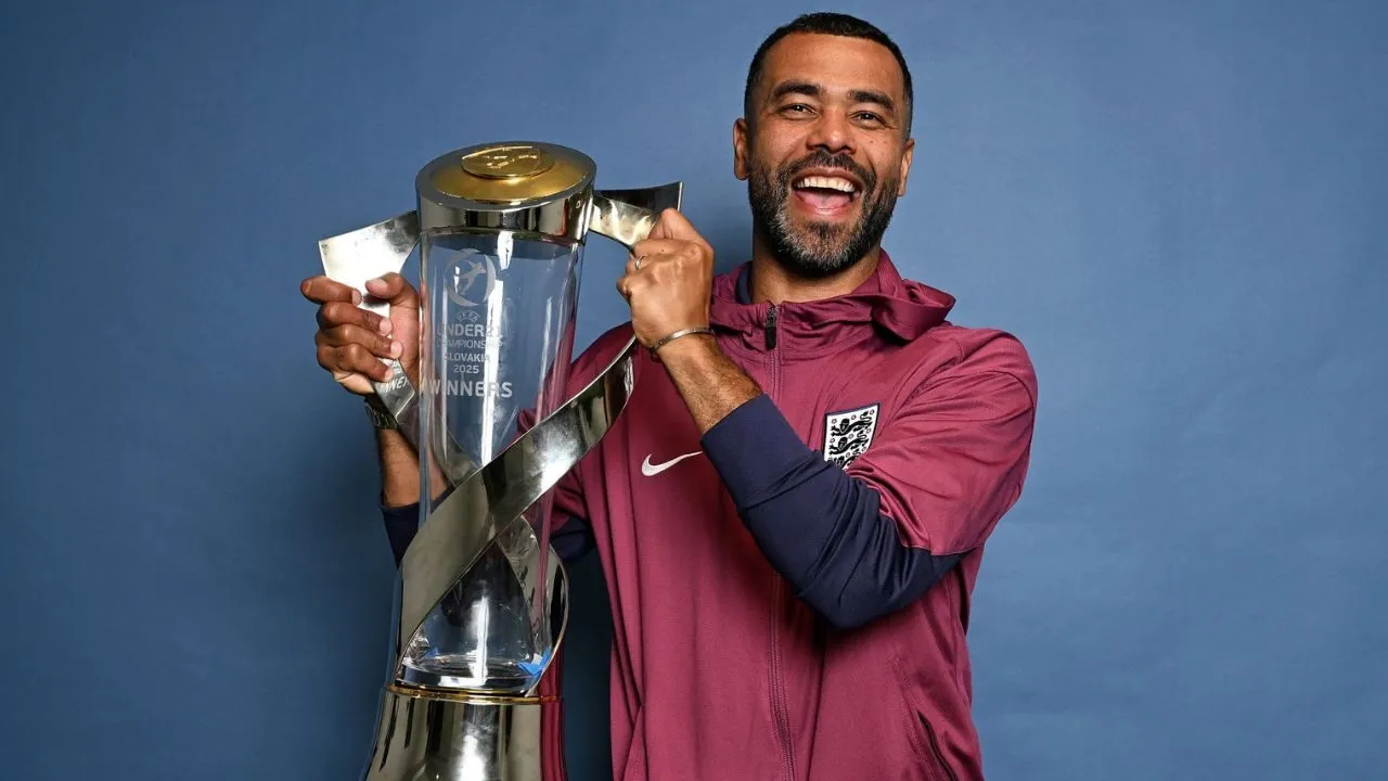 Ashley Cole – Biểu tượng hậu vệ cánh trái vĩ đại của bóng đá Anh
