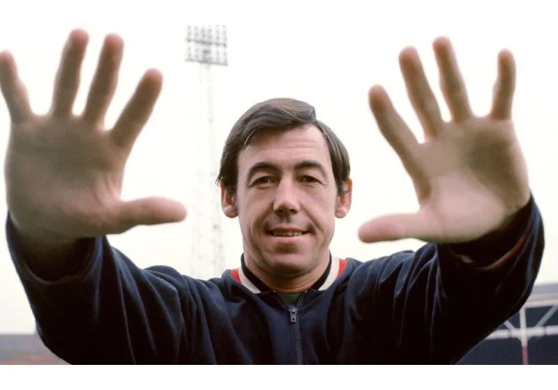 huyền thoại thủ môn Gordon Banks