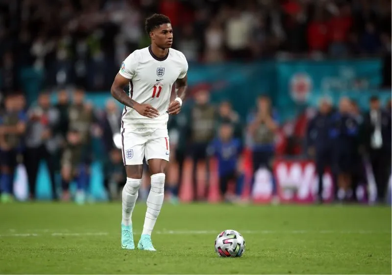 marcus rashford ăn mừng