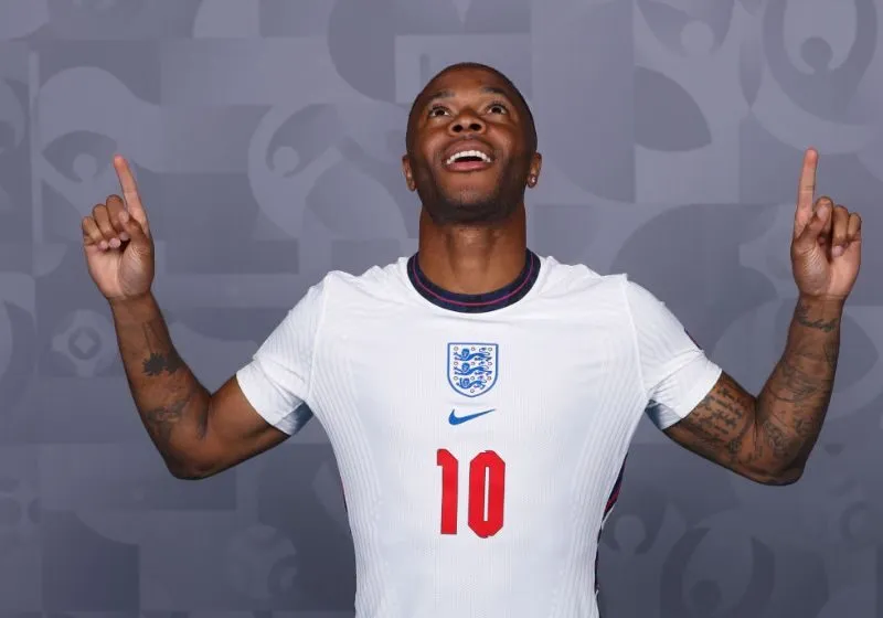 Raheem Sterling đang đã cho câu lạc bộ nào