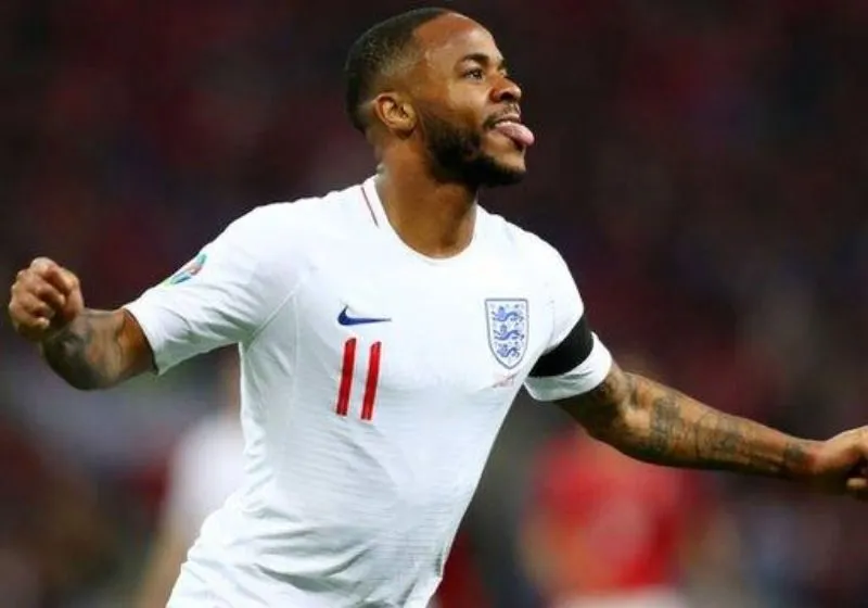 raheem sterling ngay tham gia