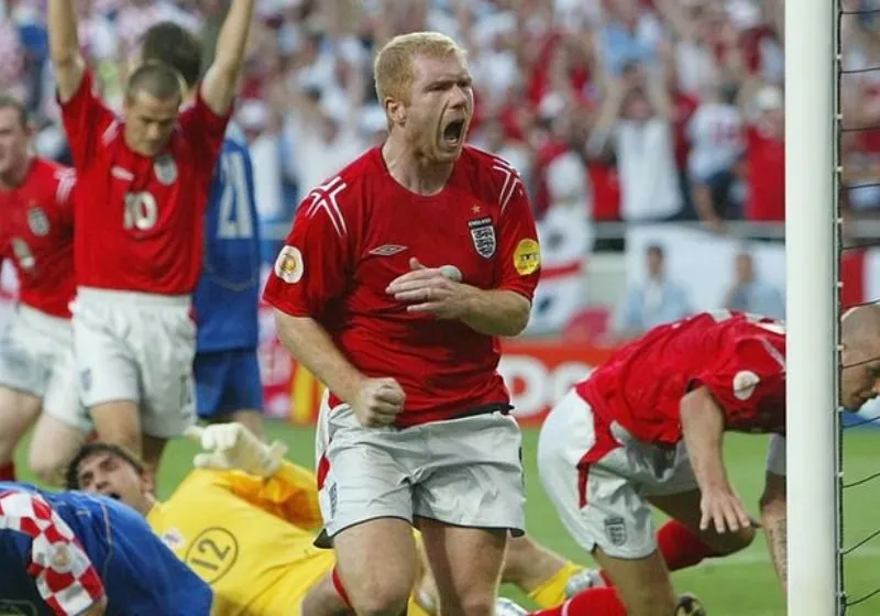 Paul Scholes trở lại