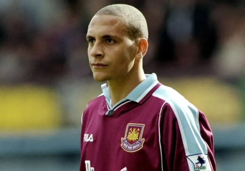 Rio ferdinand chiều cao