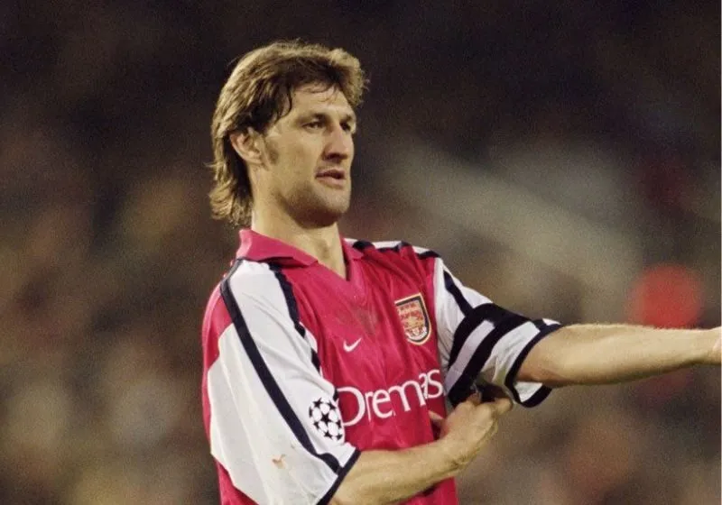 Tony Adams số áo