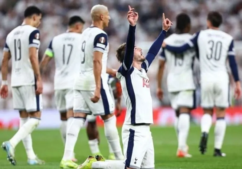 hậu vệ tottenham